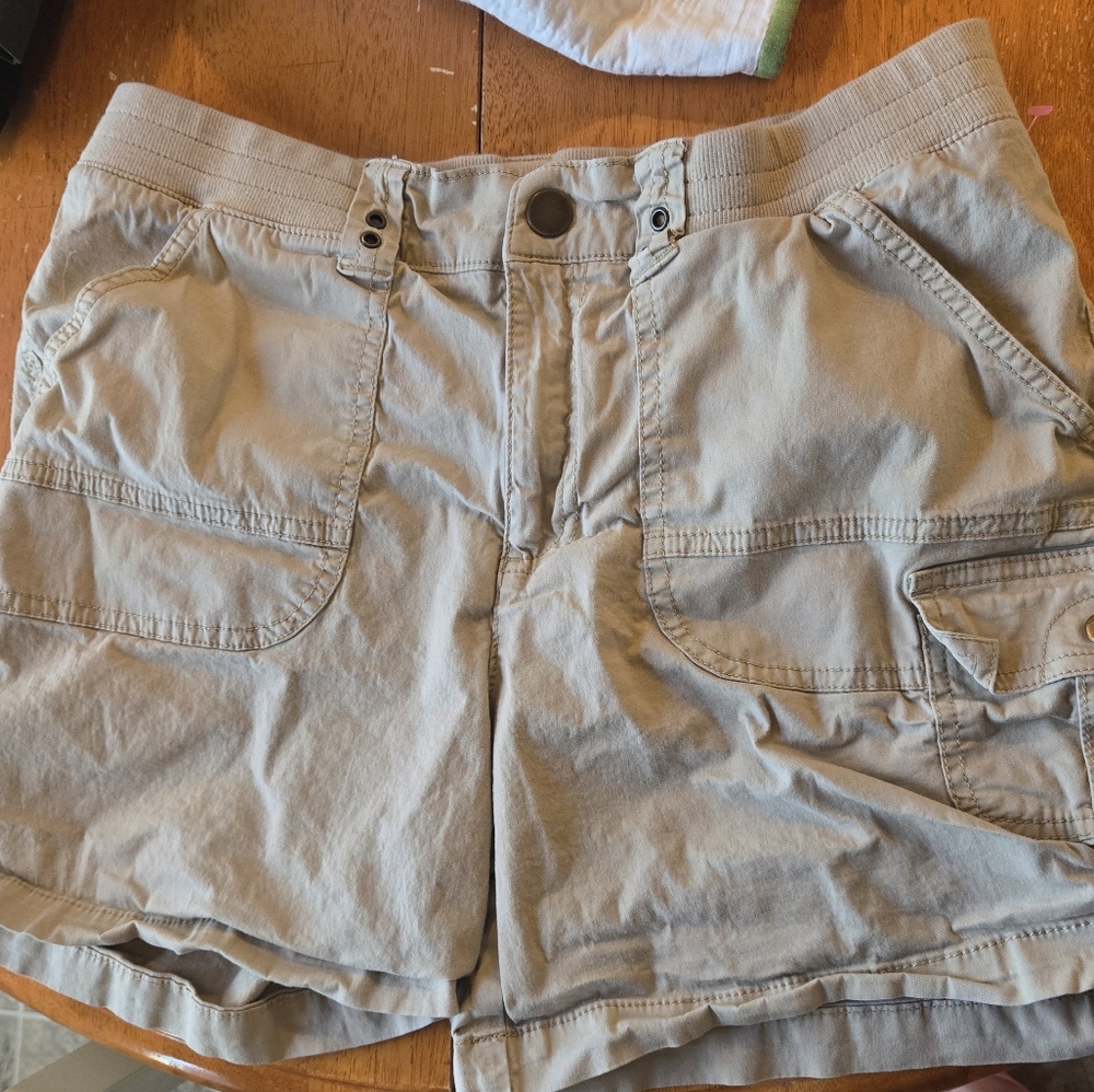 Lee Women's Tan Cargo Shorts